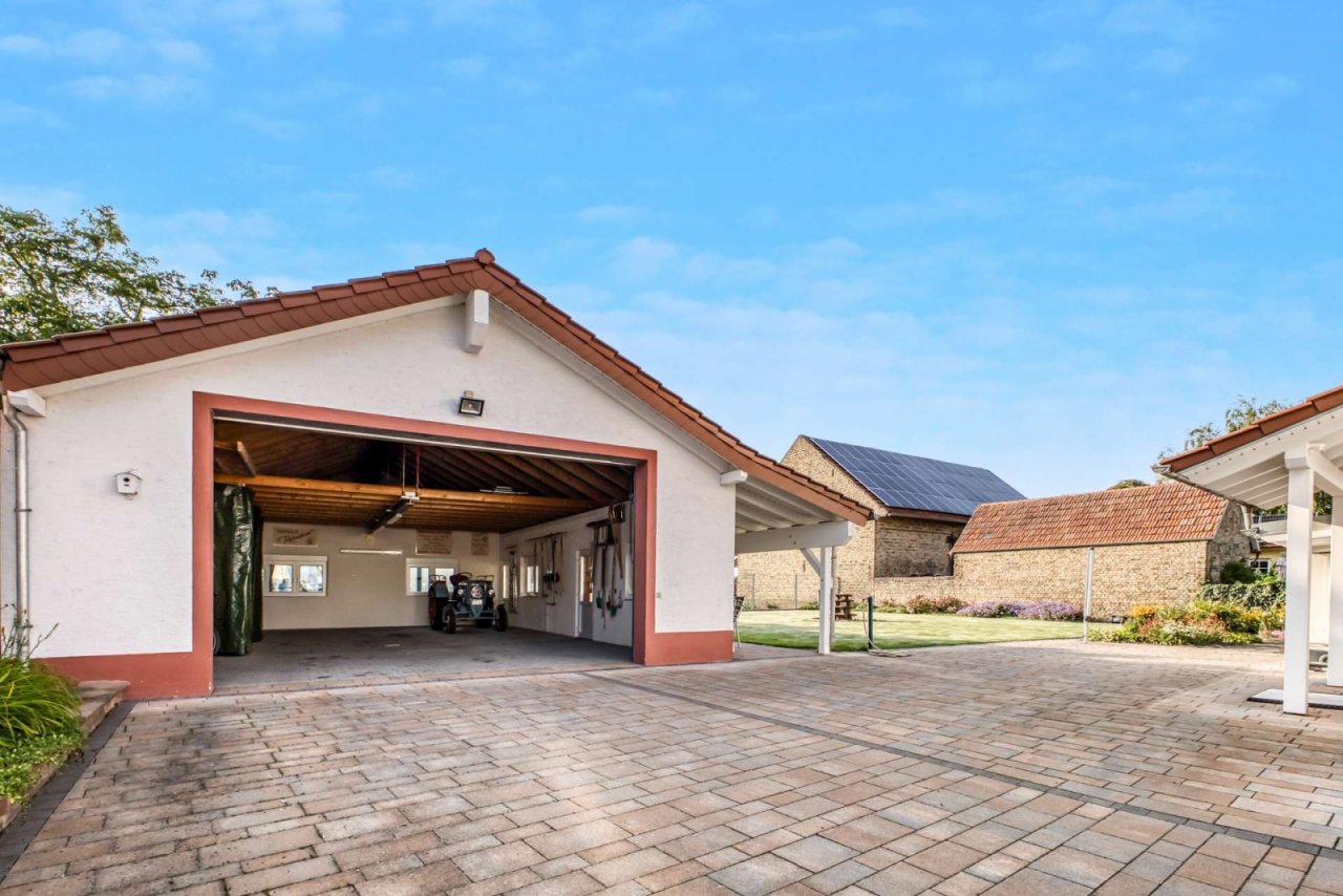 Garage Garage