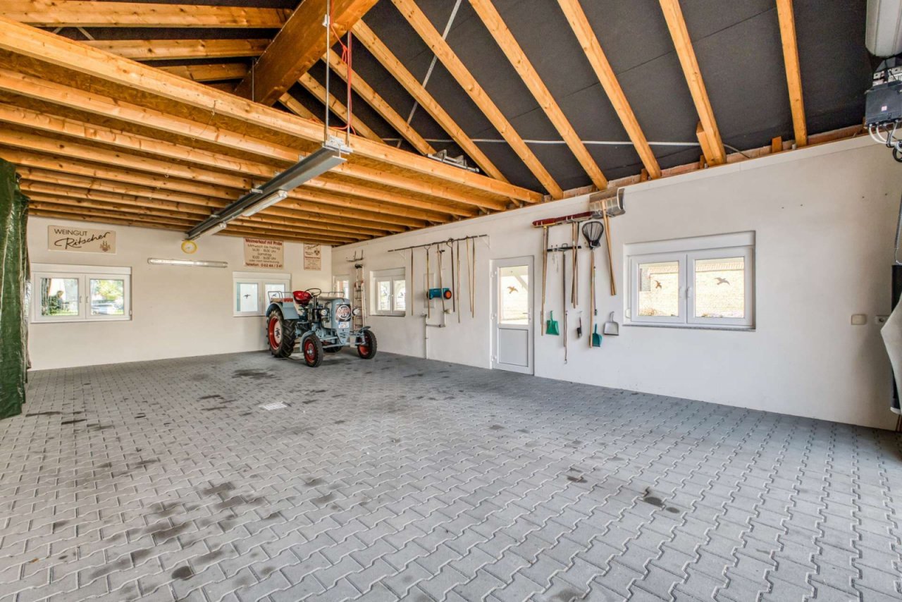 Garage Garage